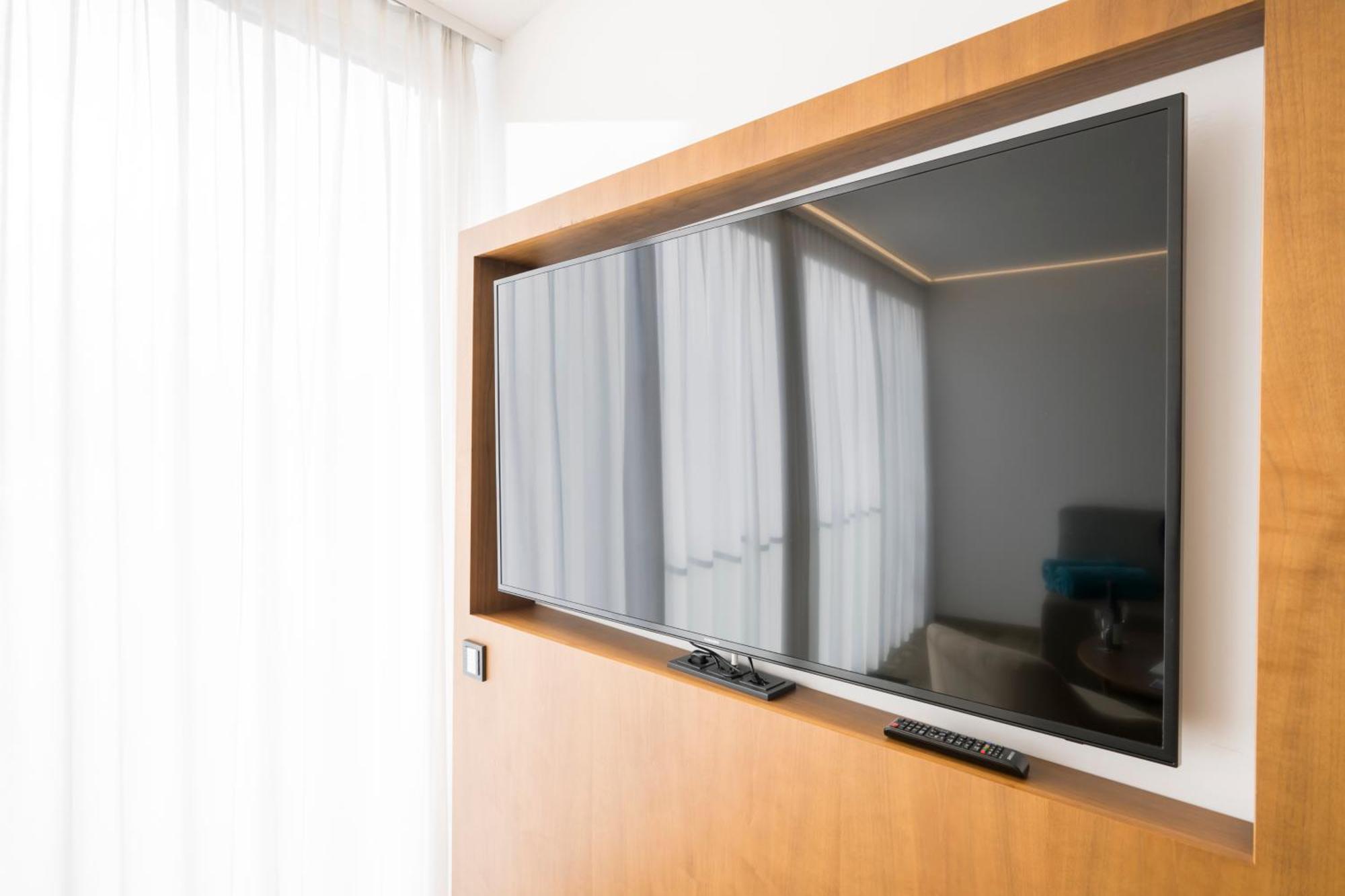 Boutique Apartments Velden เวลเดน อัม เวิร์ทเทอร์ซี ภายนอก รูปภาพ
