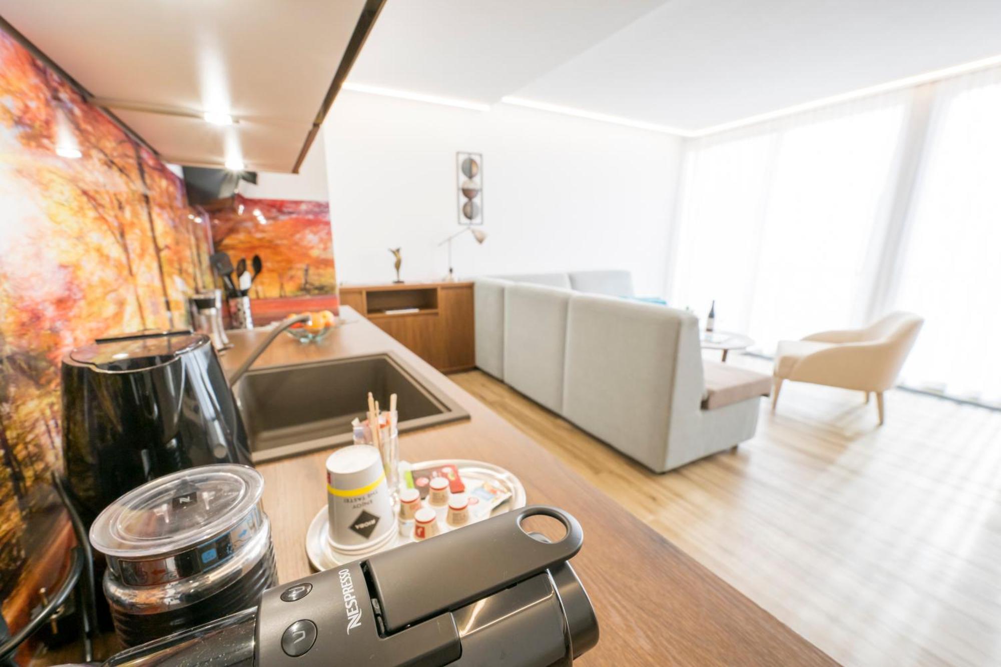 Boutique Apartments Velden เวลเดน อัม เวิร์ทเทอร์ซี ภายนอก รูปภาพ
